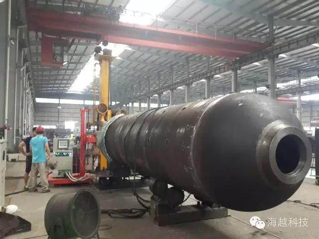 海越中頻高頻電磁感應(yīng)加熱設(shè)備在不同的行業(yè)、不同的工件、不同的工藝要求的應(yīng)用現(xiàn)場圖